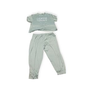 Women's Relaxed Fit Gray Pajama Set
